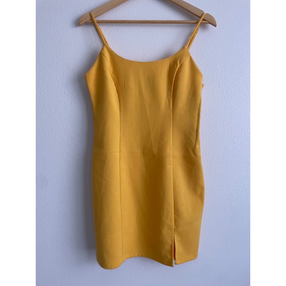 NWT Forever 21 Womens Medium Yellow Woven Spaghetti Strap Cami Dress Club Party